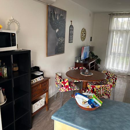 Sunshine Four Apartment Salisbury Екстериор снимка